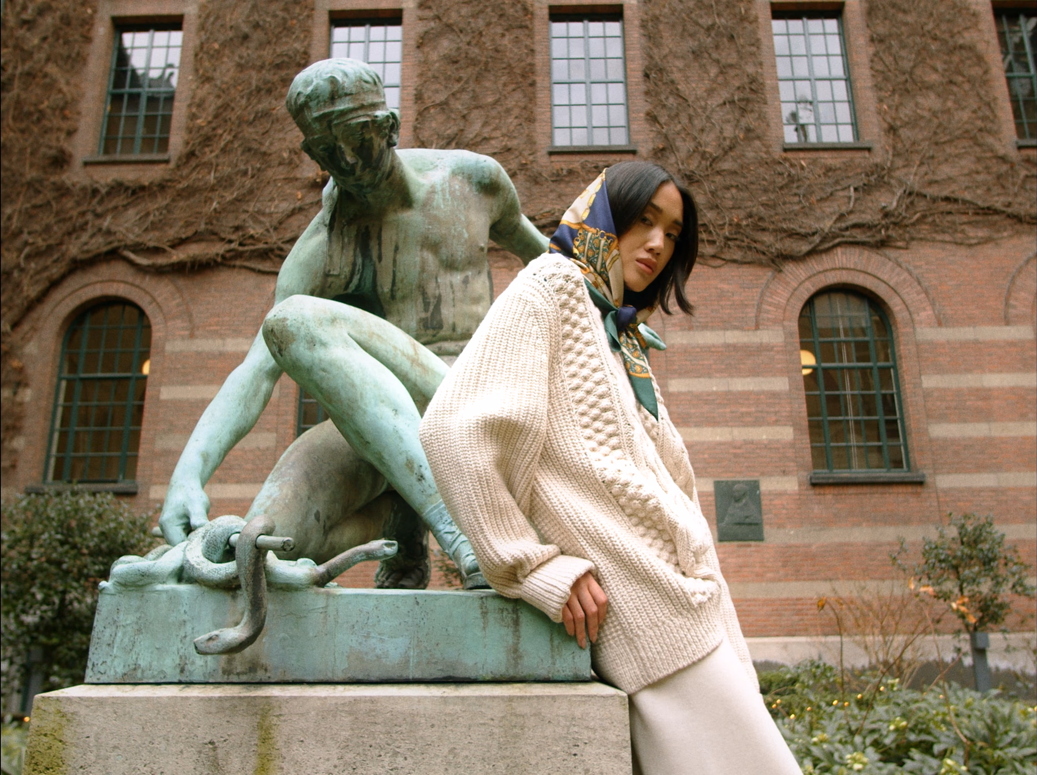 REFERENC FW film still