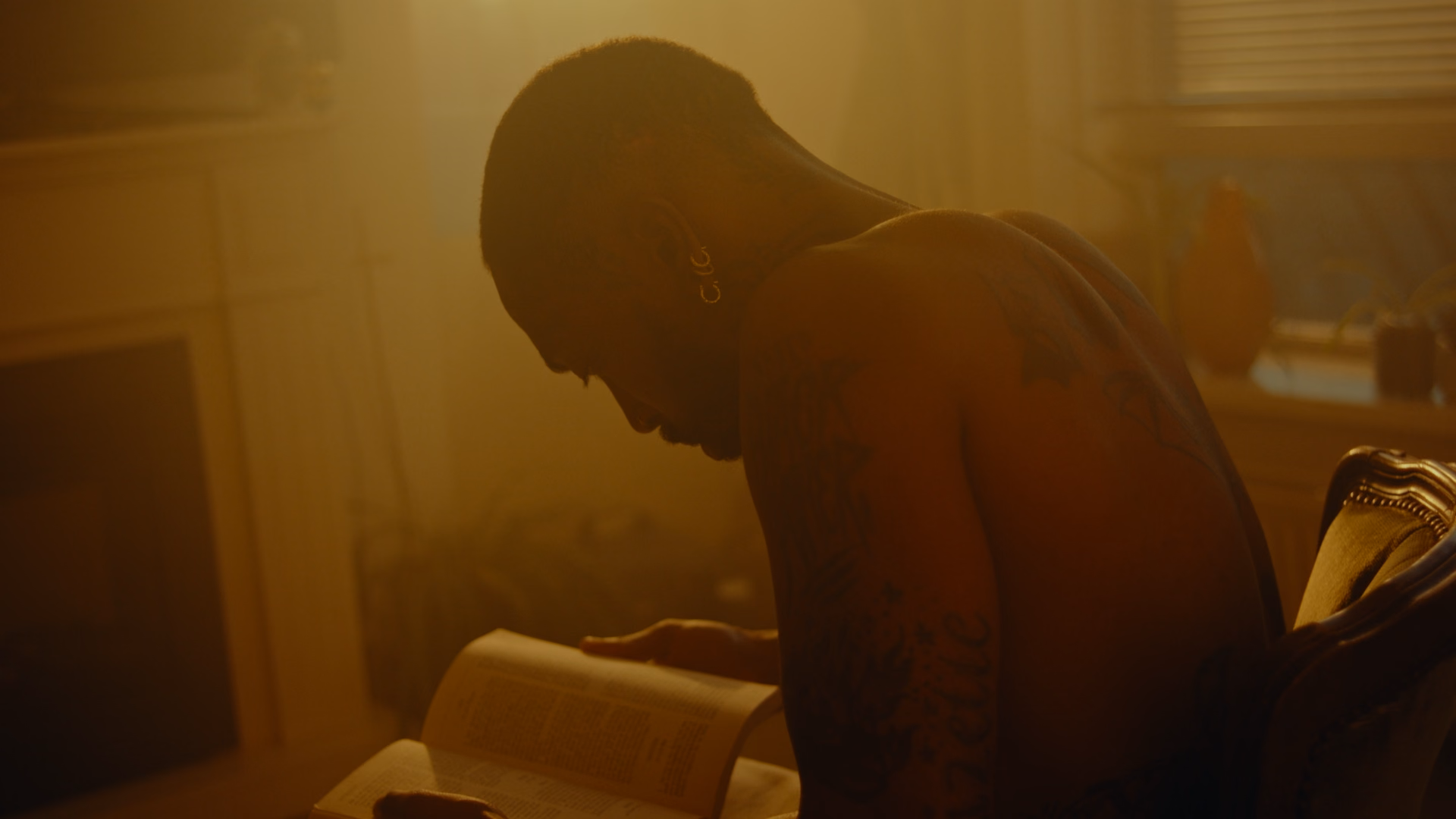 Narco Polo ft Ray Fuego film still